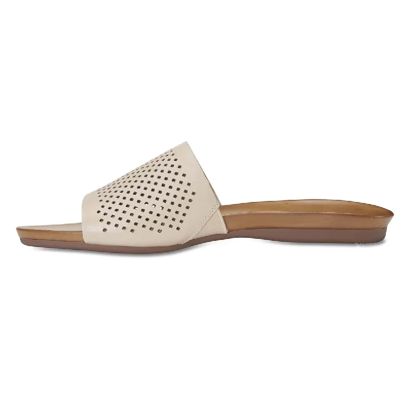 Aztec Slide in Nude Leather