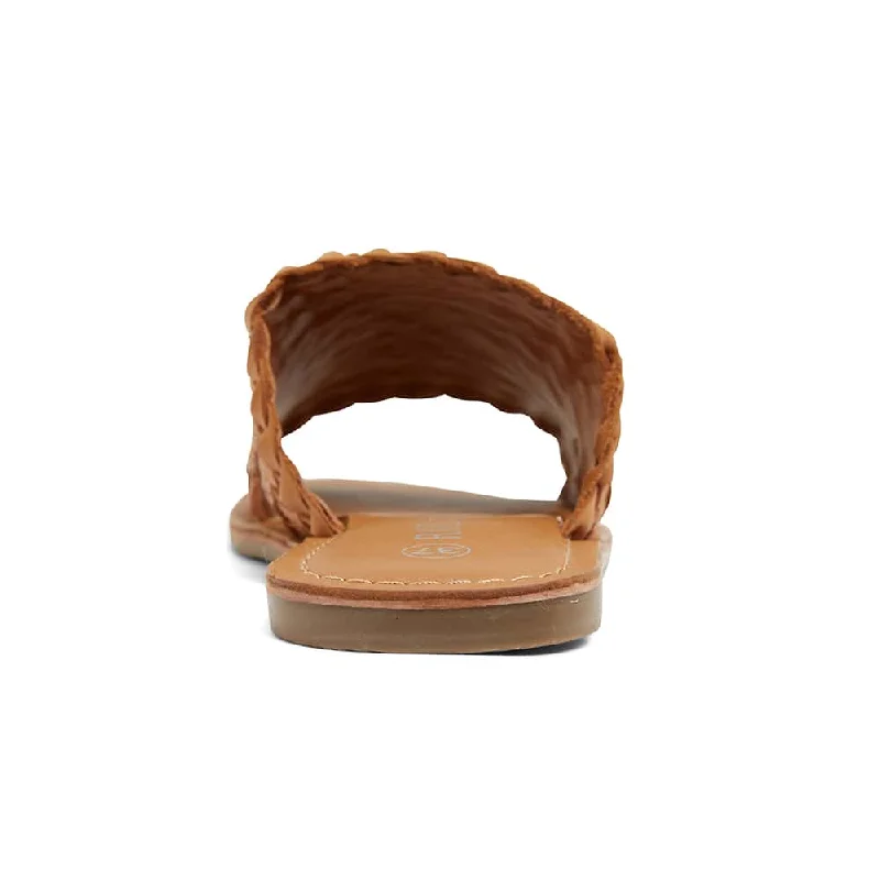 Elliot Slide in Tan Leather