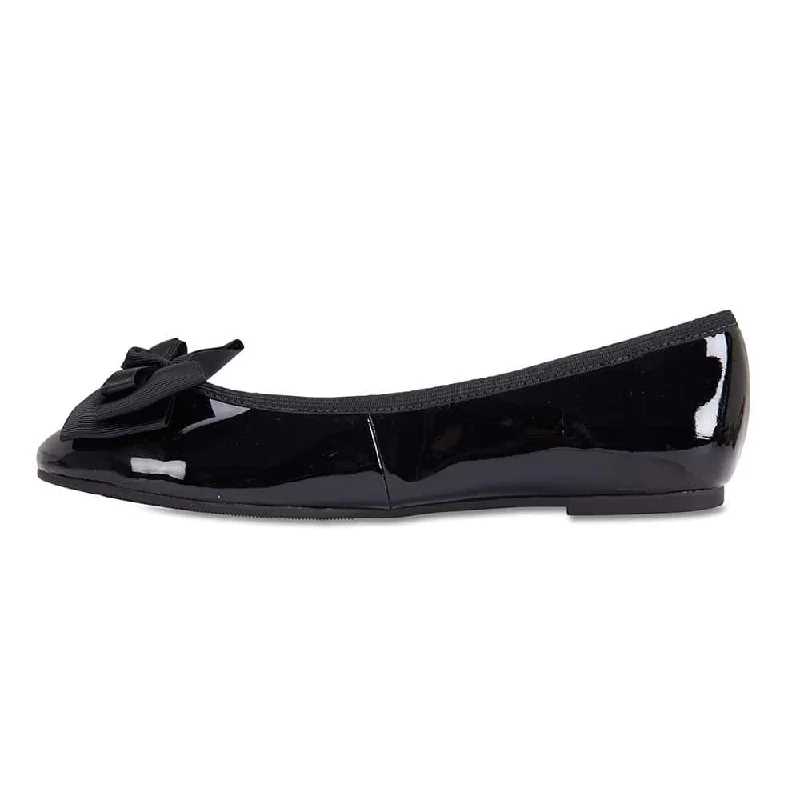 Gem Flat in Black Patent