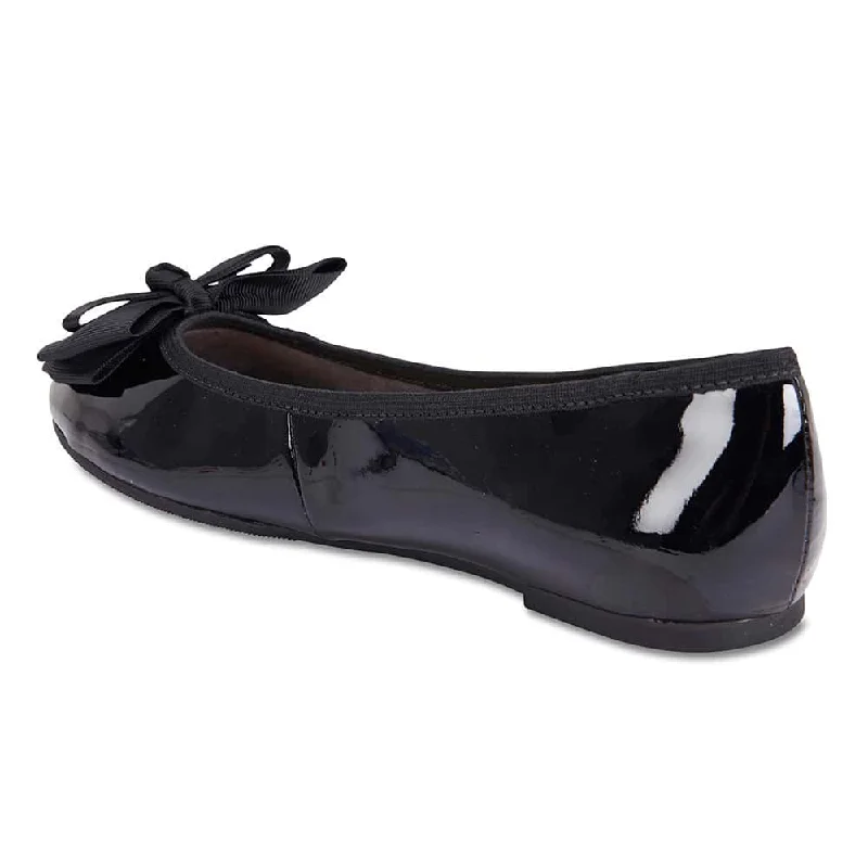 Gem Flat in Black Patent