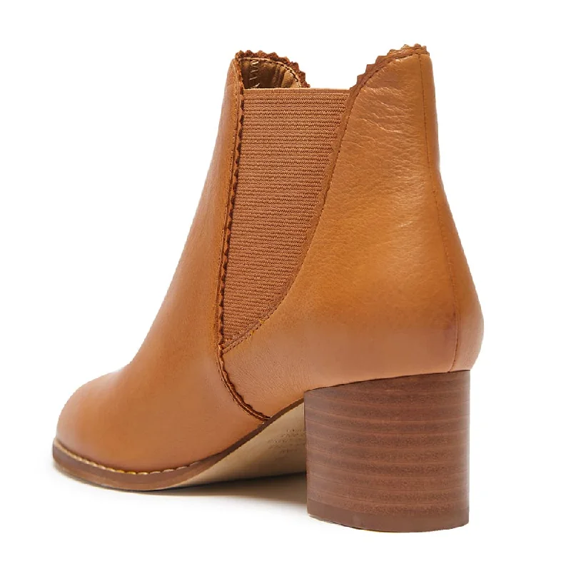 Liam Boot in Tan Leather