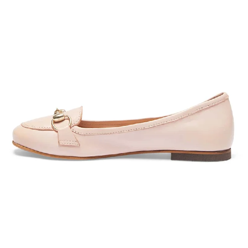 Madeline Flat in Blush Leather