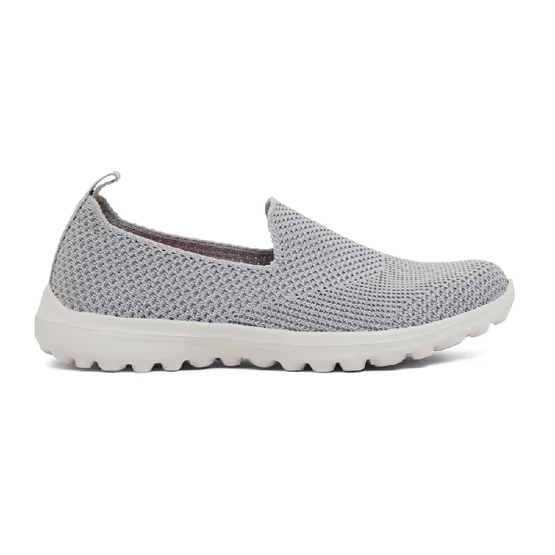 Peak Sneaker in Light Grey Stretch