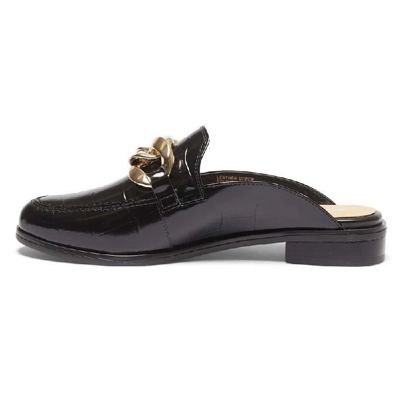 Pivot Loafer in Black Croc