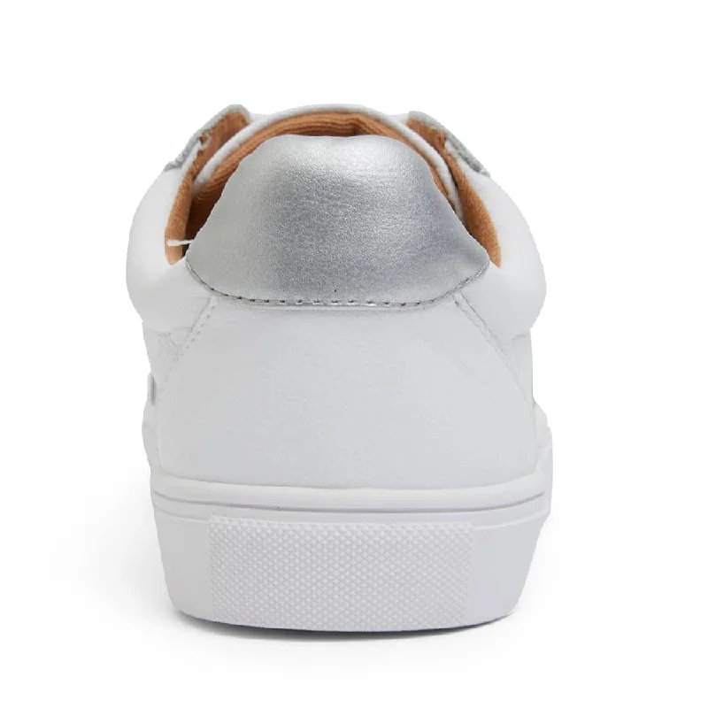 Stark Sneaker in White/silver Leather