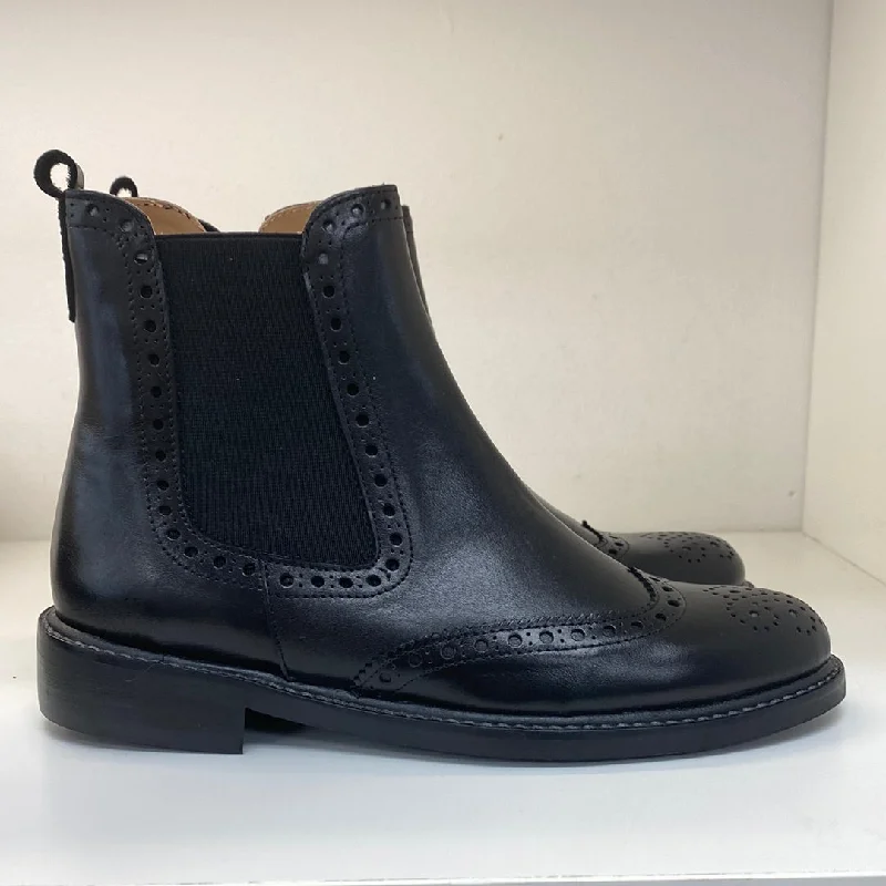 Papanatas Black Leather Wingtip Boot