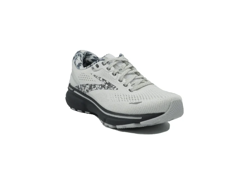 BROOKS Ghost 15