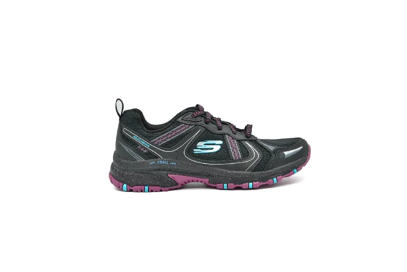 SKECHERS Hillcrest - Vast Adventure