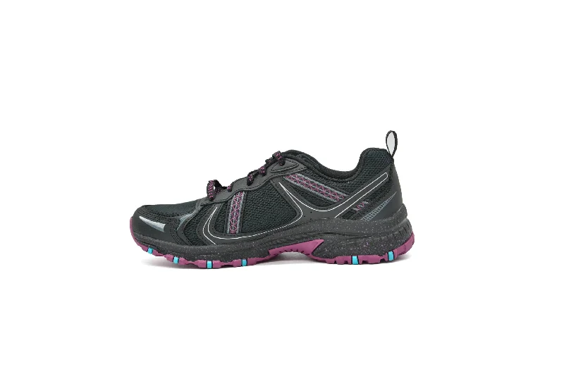 SKECHERS Hillcrest - Vast Adventure