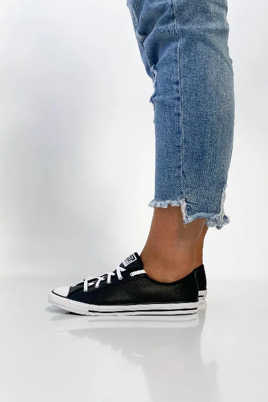 Converse Chuck Taylor Dainty Leather Low Black