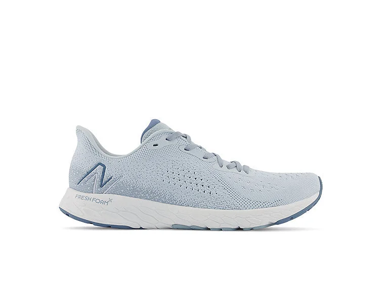 Men's New Balance Fresh Foam X Tempo V2, Grey/White, 11 D Medium