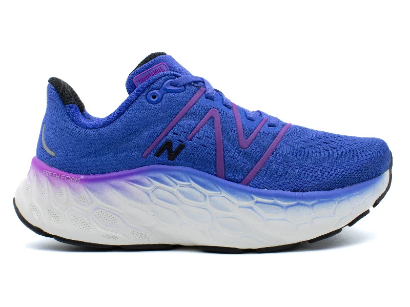 NEW BALANCE  Fresh Foam V4