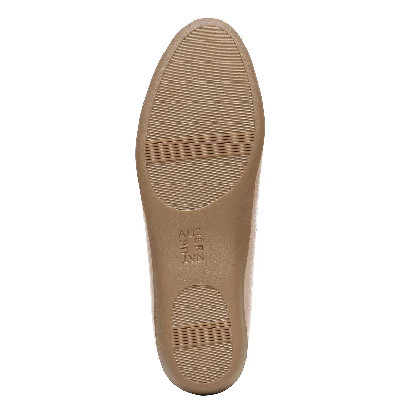 Women's Naturalizer, Vivienne Flat