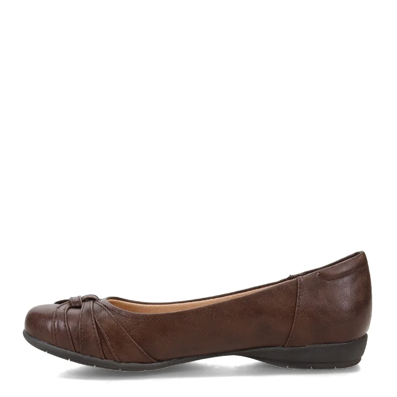 Women's SOUL Naturalizer, Gift Flat