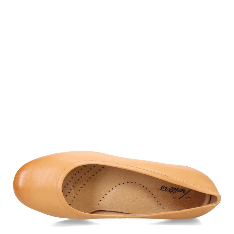 Women's Trotters, Darcey Flat