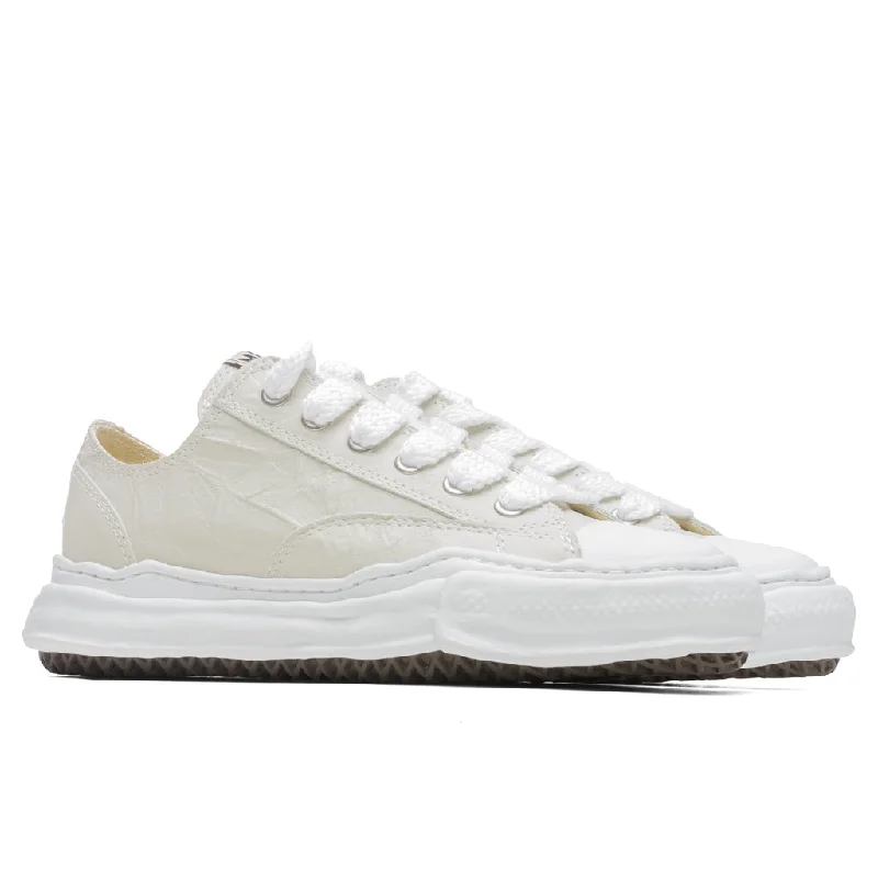 Peterson Low OG Sole Paper Like Leather Sneaker - White