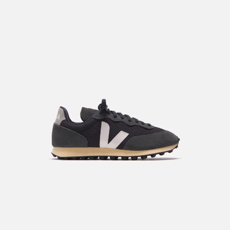 Veja Rio Branco Alveomesh - Black / White / Oxford Grey